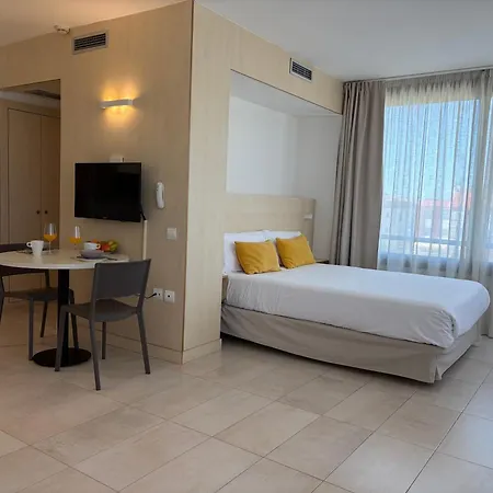 Atenea Park Suites & Apartments-2